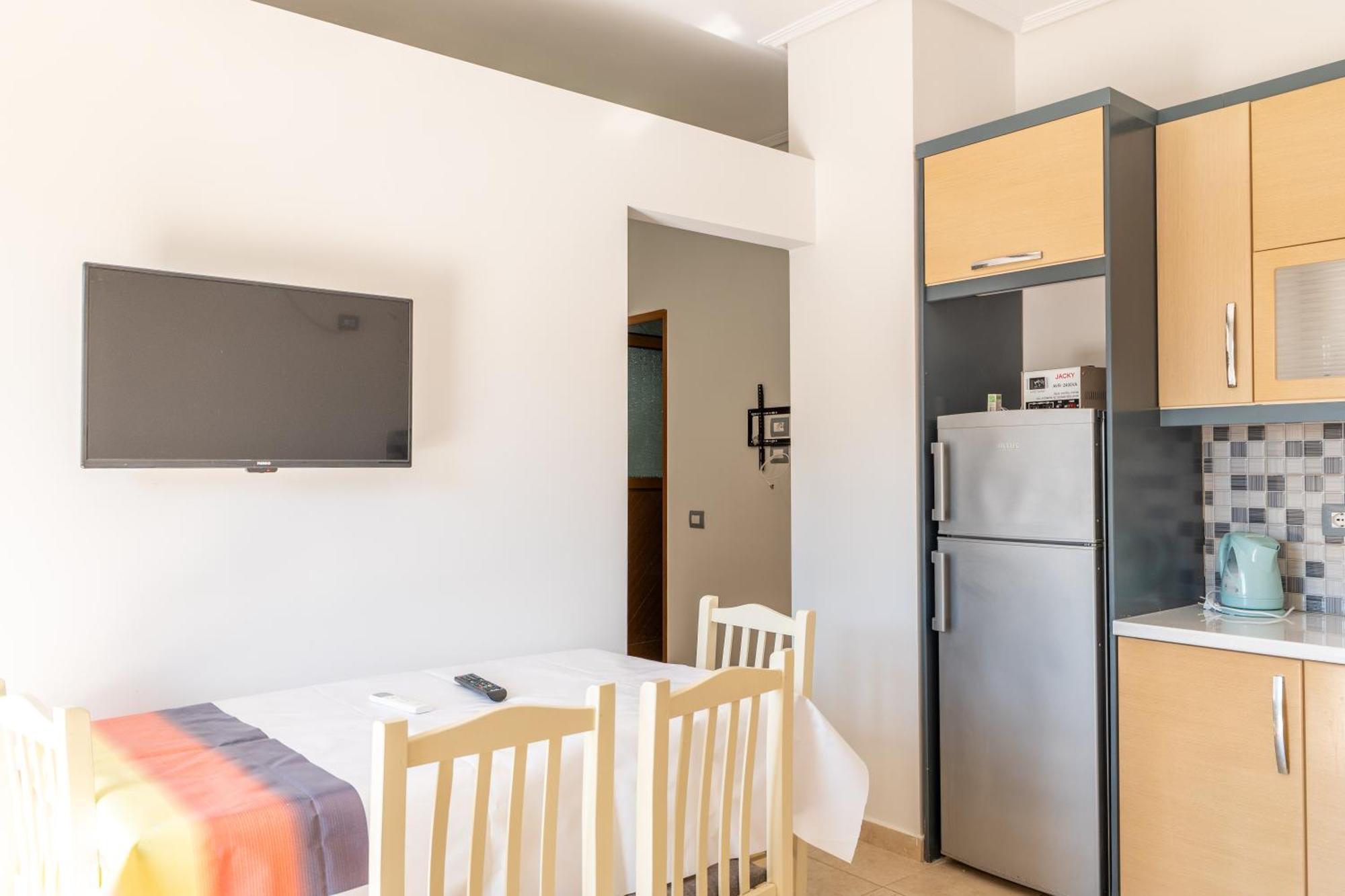 Vila Celi Sarandë Exteriör bild