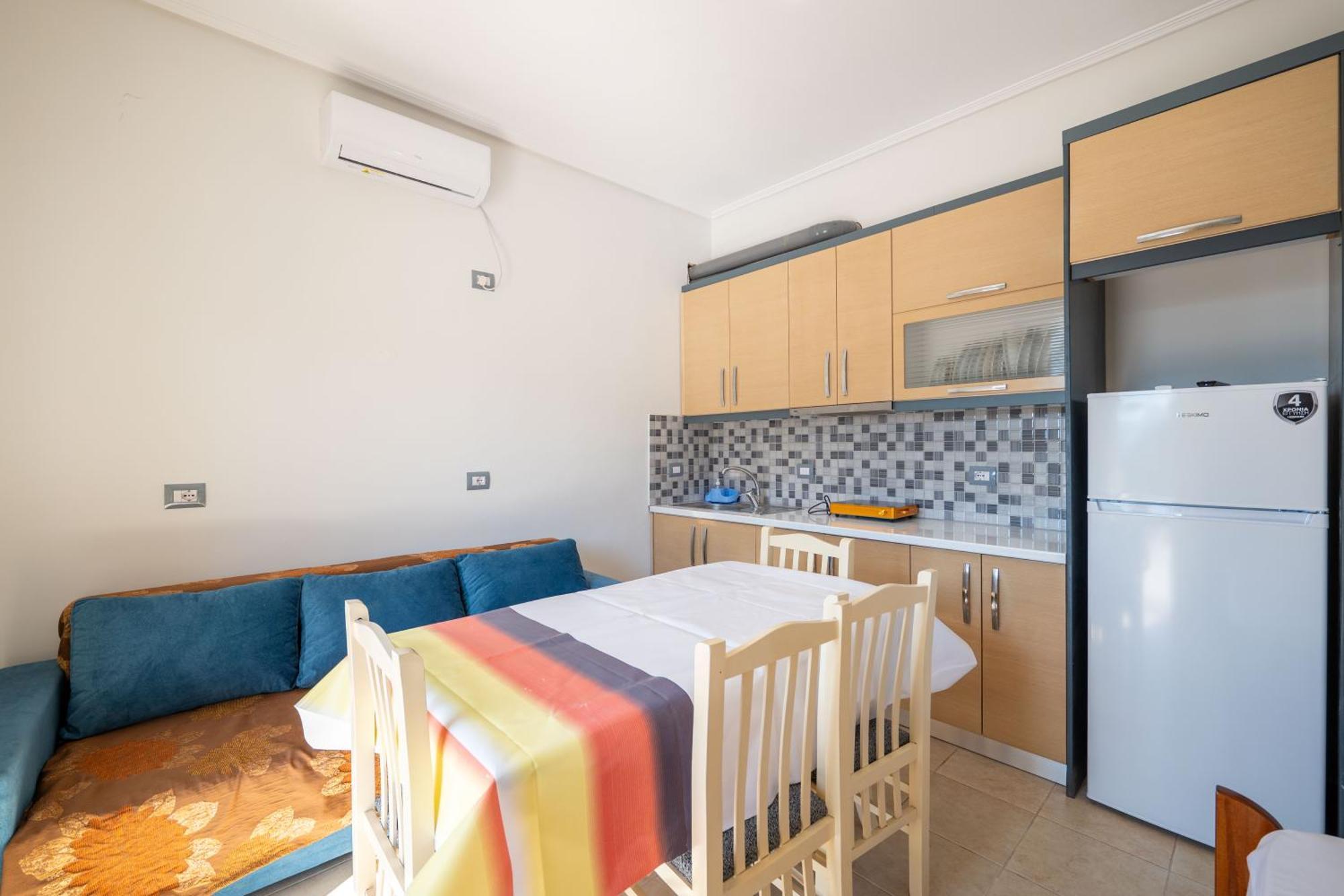 Vila Celi Sarandë Exteriör bild