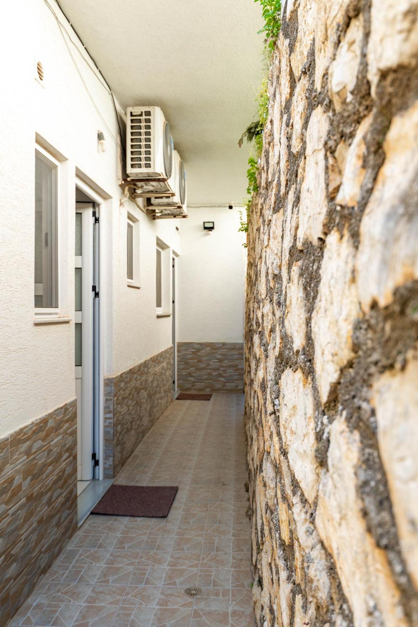 Vila Celi Sarandë Exteriör bild